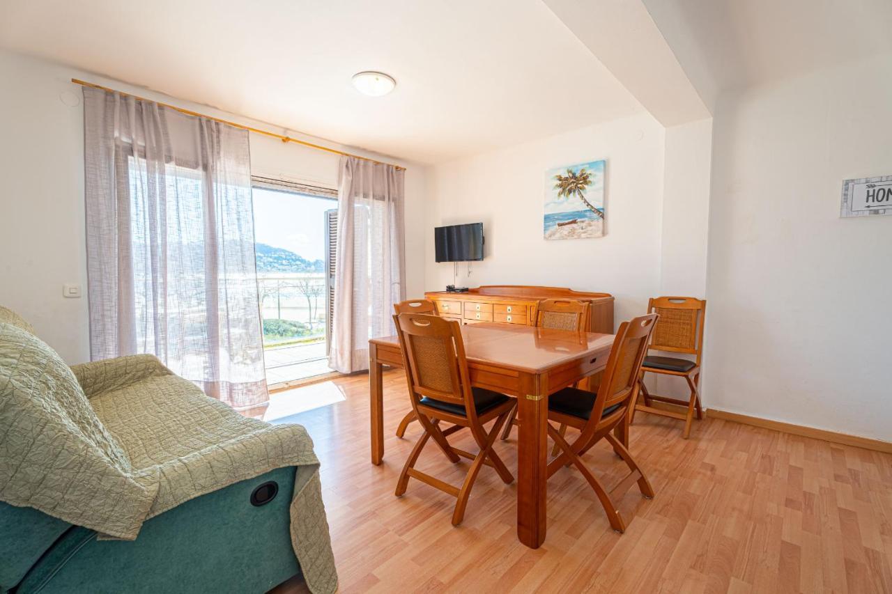 Apartamento Rhodes Vista Al Mar Leilighet Roses Eksteriør bilde